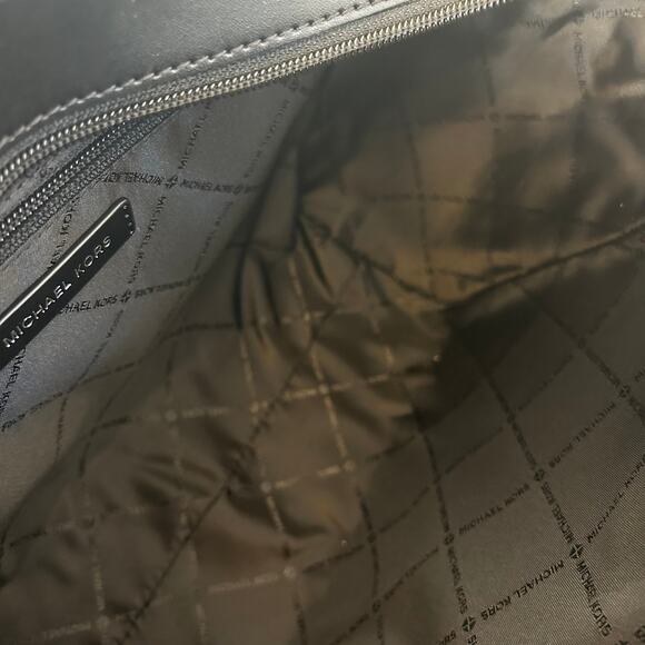 Michael Kors Purse jet set travel large chain tote shoulder bag black signature - Picture 7 of 10